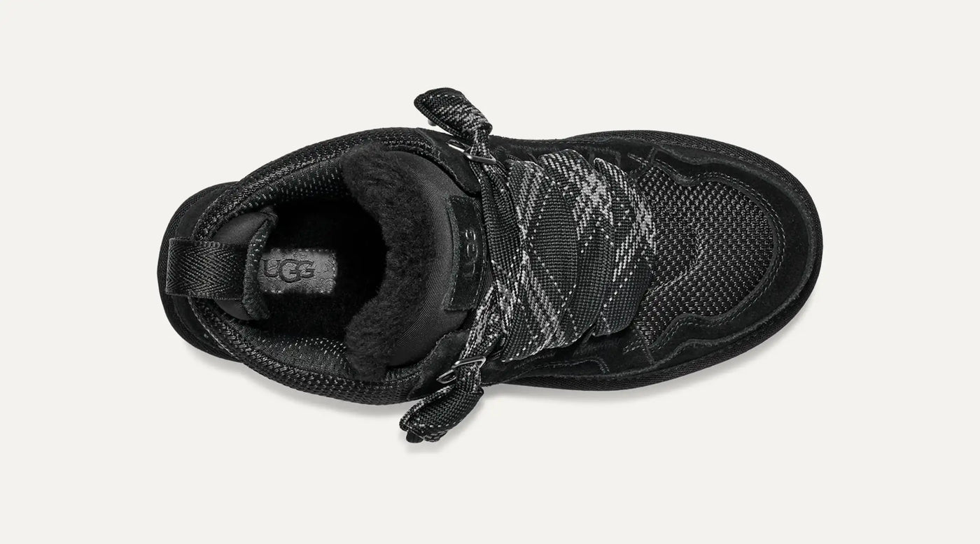 Cozy Lowmel
