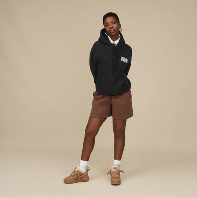 Cozy Lowmel